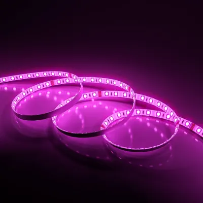 Produktbild von hoftronic LED Streifen 5 m 24W IP44 RGBIC 60 LEDs/m mit Fernbedienung