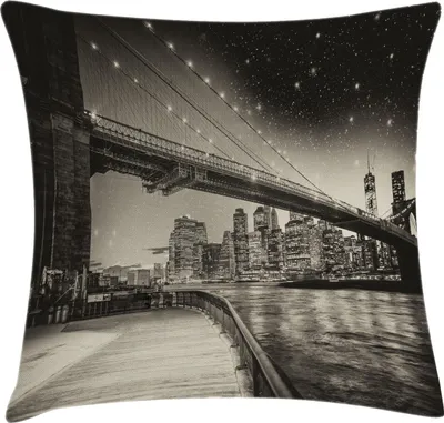 Obrázek produktu pro ABAKUHAUS New York povlak na polštář, letní noc v moderním městě Manhattan-Brooklyn-most-park-řeka-nábřeží, 40 x 40 cm, tmavě sépiová černá