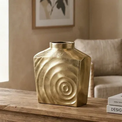 Produktbild von Messingvase gold patiniert kantig mit Relief, H.21 cm