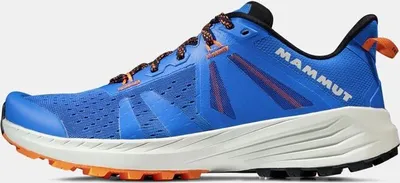 Trailrunning-Schuhe für Damen; Modell "Saentis TR Low" von Mammut in Blau und Weiß.