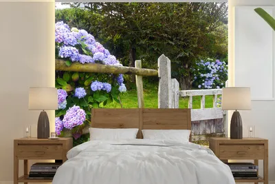 Produktbild von MuchoWow® Fototapete für Wohnzimmer oder Schlafzimmer Wandtapete Vinyl Motivtapete Cottage-Garten mit Hortensien - 240x240 cm - Schlafzimmer-Tapete