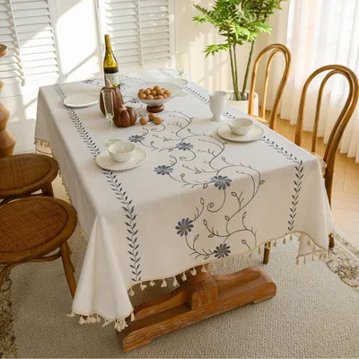 Produktbild von Tischdecke Leinen-Optik rechteckig 100 x 160 cm Blaue Chrysantheme Wasserabweisend