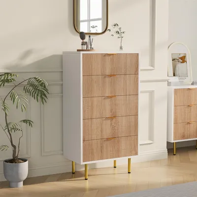 Zdjęcie produktu dla Komoda Fortuna Lai, komoda do przechowywania z 5 szufladami, nowoczesny styl skandynawski, złote uchwyty i nóżki, wąska komoda do salonu, sypialni, przedpokoju, 110 x 60 x 34 cm, biała