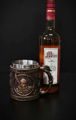 Produktbild von Geschenkset Krug Thor inklusive Honigwein - klassisch lieblich