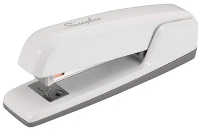 Obrázek produktu pro Skládací svorkovač Swingline, kapacita 30 listů, model 747 Business, bez zaseknutí, kovový, vhodný pro kanceláře