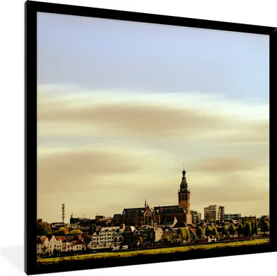 Produktbild von MuchoWow® Gerahmtes Poster Skyline - Nijmegen - Niederlande 40x40 cm - Poster mit Schwarzem Bilderrahmen Wandposter Rahmen Foto Bilder - Mit Rahmen - Wanddekoration Schlafzimmer