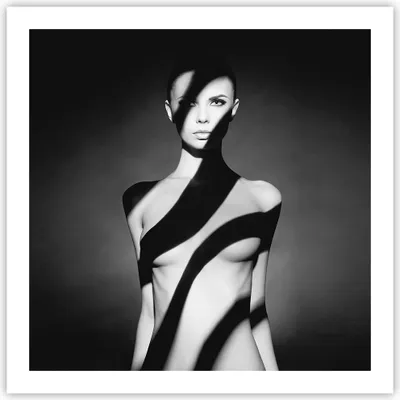 Produktbild von Poster - Poster ohne Rahmen - Nackt Frau Fotografie - 60x60 cm - Wand Bild - Wanddeko - Wandbilder - Kunstposter - Wandposter - Bilder - Kunstdruck - Wanddekoration - Wandbild - P2XAC60x60-4221