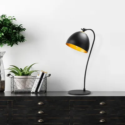 Produktbild von Opviq, Hochwertige Tischlampe, Schwarz und Gold, 25 x 25 x 54 cm | Metallkörper, E14 Fassung, Max 40 W, IP20 | Elegantes, industrielles Design für moderne Räume.
