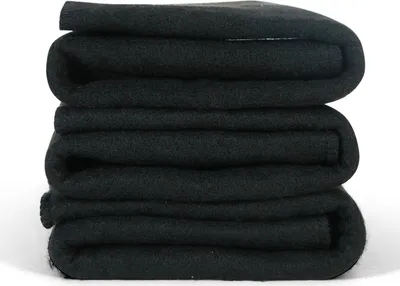 Imagen del producto de Manta de soldadura de fibra de carbono, paquete de 4 unidades, 94 x 91 cm. Manta ignífuga para soldadura, resistente a temperaturas de hasta 1800 °F. Juego de mantas resistentes al calor, cortables. Aislamiento ignífugo de fibra de carbono para soldadura, en forma de lámina