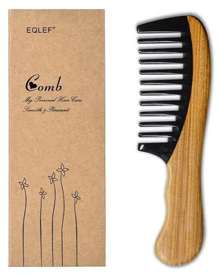 Immagine prodotto di Pettine in legno di sandalo, realizzato artigianalmente e di alta qualità