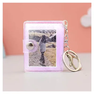Produktbild von Mini Fotoalbum Schlüsselanhänger,Kleines Fotoalbum Mit 24 Taschen,Tragbarer Durchsichtiger Kartenhalter - Für Fotos, Erwachsene, Männer, Frauen, Für Geburtstag, Hochzeit, Schule, Geldbörse