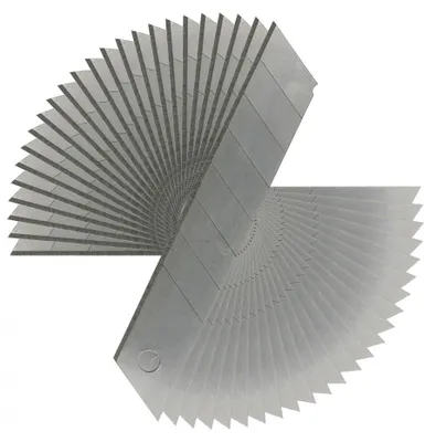 Produktbild von 240 Stück Cuttermesser Abbrechklingen Teppichmesserklingen Ersatzklingen 18 mm