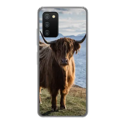 Produktbild von MuchoWow® Handyhülle Schutzhülle Hülle für Samsung Galaxy A03s Schottische Highlander - Bergen - Meer Silikon Softcase Handy Hülle - Schutz