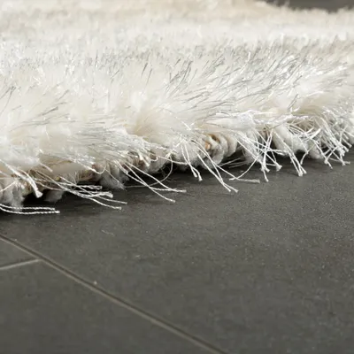 Produktbild von Edler Teppich Shaggy Hochflor Einfarbig Flauschig Glänzend In Weiß Grösse 80x150 cm