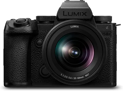 Produktbild von Panasonic LUMIX DC-S5M2XKE Spiegellose Vollformatkamera mit LUMIX S-R2060 20-60mm F3.5-5.6 Objektiv, 4K 60p & 6K 30p unbegrenzte Aufnahme, Flip Screen