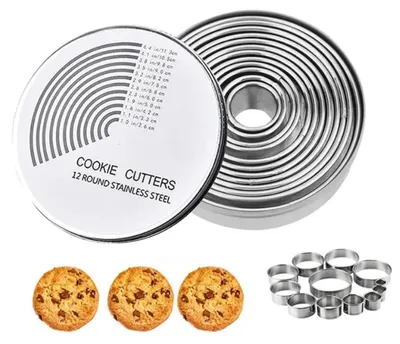 Immagine prodotto di Formine per biscotti rotonde - Acciaio inossidabile - 12 pezzi - Con scatola portaoggetti