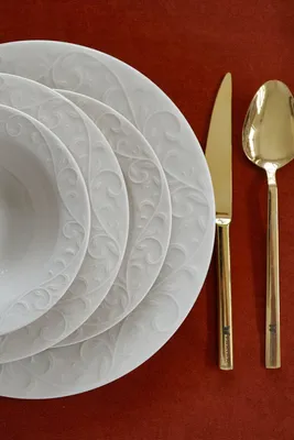 Obrázok produktu pre Hermia Concept, kvalitná súprava riadu (24 kusov) vyrobená zo 100% porcelánu, biela