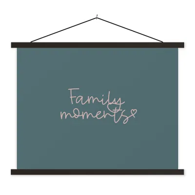 Produktbild von MuchoWow® Textilposter Zitate - Familienmomente - Sprichwörter 60x45 cm mit schwarzem Rahmen - Poster Schlafzimmer