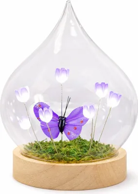 Produktbild von formano LED Deko Tropfen Blumen Schmetterling mit Holzsockel und Timer 17 cm