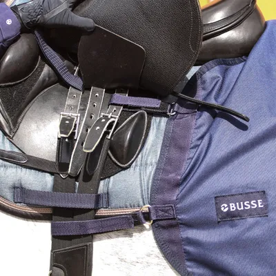Produktbild von BUSSE Trainingsdecke 50g Rain Ausreitdecke Navy 145