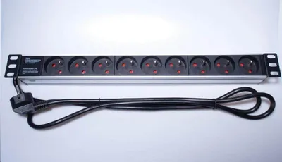 Produktbild von PremiumCord Netzteilpanel für 19" Rack 1HE, 9x230V, 2m Kabel (PDU-F10G09)