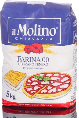 A bag of flour with images of pizza and focaccia.