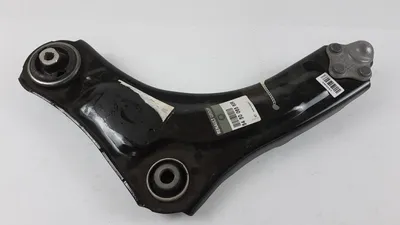 Image de Bras de suspension avant droit d'origine RENAULT Mégane III 2012-2016 545006560R
