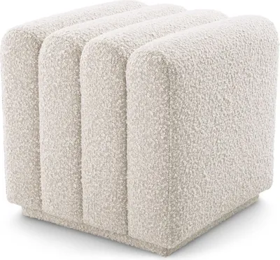 Produktbild von Casa Padrino Luxus Hocker Cremefarben 47 x 46 x H. 46 cm - Gepolsterter Wohnzimmer Sitzhocker - Luxus Möbel
