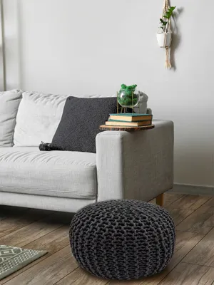 Produktbild von Pouf Strickhocker handgemacht recycelte Baumwolle, nachhaltig Ø 55cm steingrau