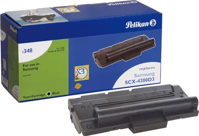 A Pelikan toner cartridge box and the toner cartridge itself are shown against a white background.