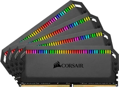 Image de Corsair Dominator Platinum RGB - DDR4 - Kit - 16 Go : 2 x 8 Go
