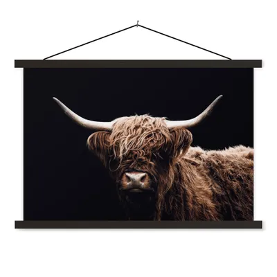Produktbild von MuchoWow® Textilposter Schottischer Highlander - Schwarz - Horn 60x40 cm mit schwarzem Rahmen - Hölzernes