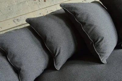 Obrázok produktu pre XXL pohovka 4 miestna pohovka Chesterfield Veľká čalúnená sedacia súprava Textilná sivá