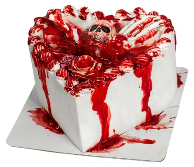 Produktbild von Blutige Hochzeitstorte in Herzform 16cm – Herz Torte Deko für Horror Hochzeit & Gruselparty
