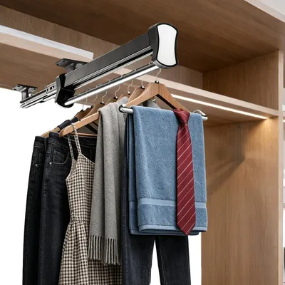 Obrázok produktu pre Výsuvná tyč na oblečenie do skrine - čierna, 35 cm
