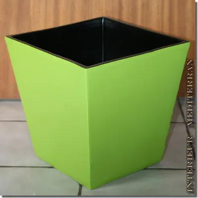 Produktbild von ÜBERTOPF "MODERN"- ca.30 CM Pastellgrün