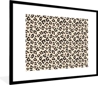 Produktbild von MuchoWow® Gerahmtes Poster Pantherdruck - Weiß - Rosa 80x60 cm - Poster mit Schwarzem Bilderrahmen Wandposter Rahmen Foto Bilder - Schlafzimmer-Dekorationen - Fotoposter