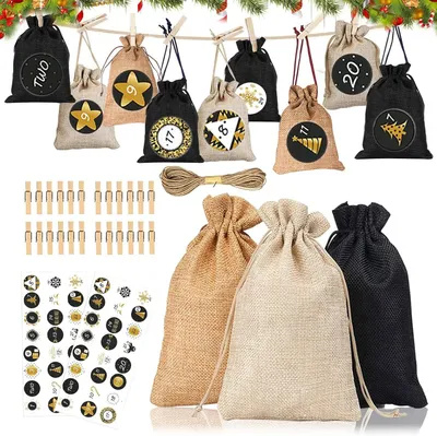 Produktbild von Kleine Tüten – Adventskalender für Weihnachten – 24-tägiger Weihnachts-Countdown-Kalender