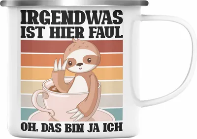 Produktbild von Trendation - Lustige Emaille Tasse Irgendwas Ist Hier Faul Geschenk Spruch Faultier Kollegein Kollege Geschenkidee Freundin Freund (Silber)