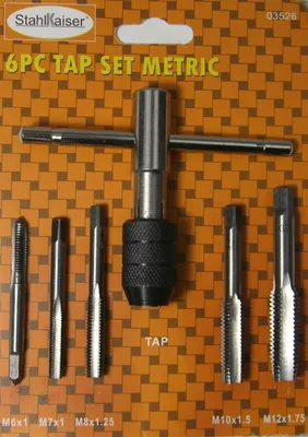 Produktbild von Gewindeschneider M6x1,0 M7x1,0 M8x1,25 M10x1,5 M12x1,75 mit Werkzeughalter