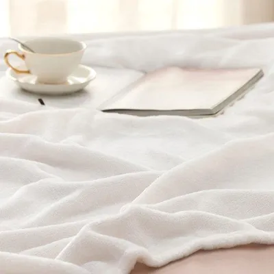 Obrázok produktu pre Uniqoos® Fleecové prikrývky – mäkká mikrovláknová tkanina, extra hrubé a priedušné,  Oeko-Tex Standard 100, ľahká údržba, rôzne veľkosti a farby, vhodné do domácnosti a na kempovanie