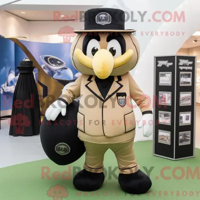 Produktbild von Maskottchen REDBROKOLY mit einem hellbraunen American-Football-Helm Smoking und Geldbörse