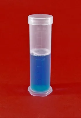 Produktbild von Messzylinder aus Kunststoff 100ml mit Deckel - Reagenzglas, Testglas