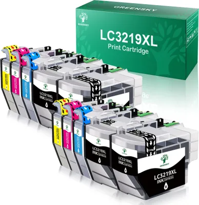 A set of printer ink cartridges and their packaging.