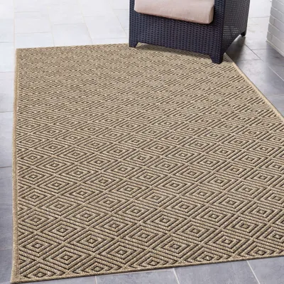Produktbild von Outdoorteppich robust und wetterfest - Rautenmuster beige/schwarz Größe - 140 x 200 cm