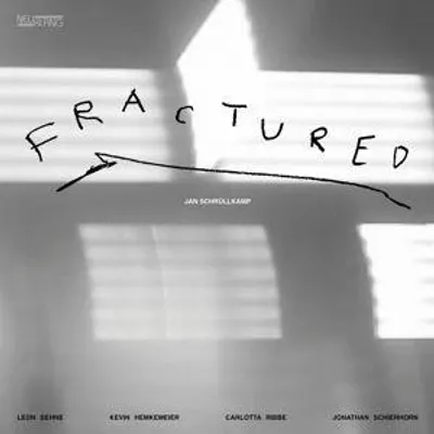 Produktbild von Fractured