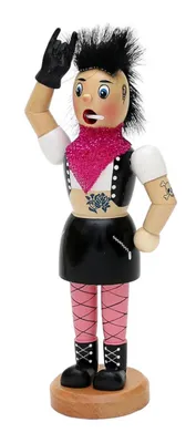 Unsere Punklady mit zerzauster schwarzer Frisur, grelle pinkfarbene Halstuch und auffällige Kleidung