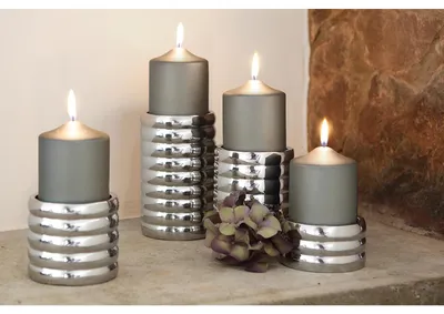 Productafbeelding van Fink KAARS, metalen stompkaars, paraffine, grijs, lengte 8 cm, breedte 8 cm, hoogte 10 cm, diameter 8 cm, artikelnummer 123741