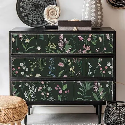 Image de Papier peint autocollant « Floral Pattern Black Series » 44 cm x 600 cm, papier peint en vinyle autocollant et imperméable pour la décoration de la maison et du bureau