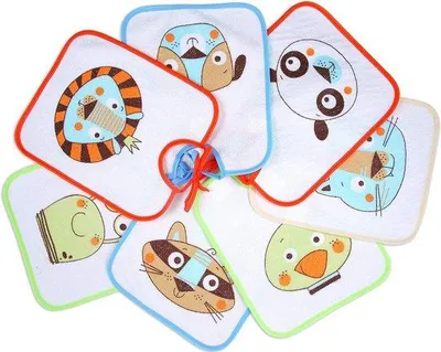 Productafbeelding van Famanu set van 7 waterdichte babybibs met dierenmotieven en strikjesluiting